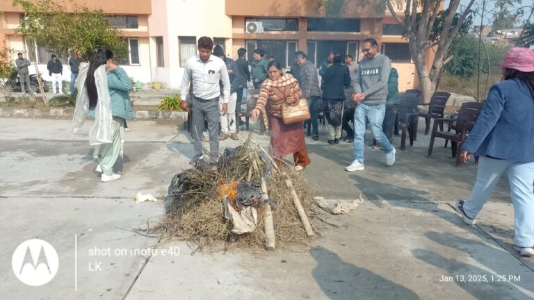 जीसीडब्ल्यू , सिरसा में लोहड़ी के पारम्परिक गीतों व नृत्य के साथ सम्पन्न हुआ लोहड़ी का पर्व