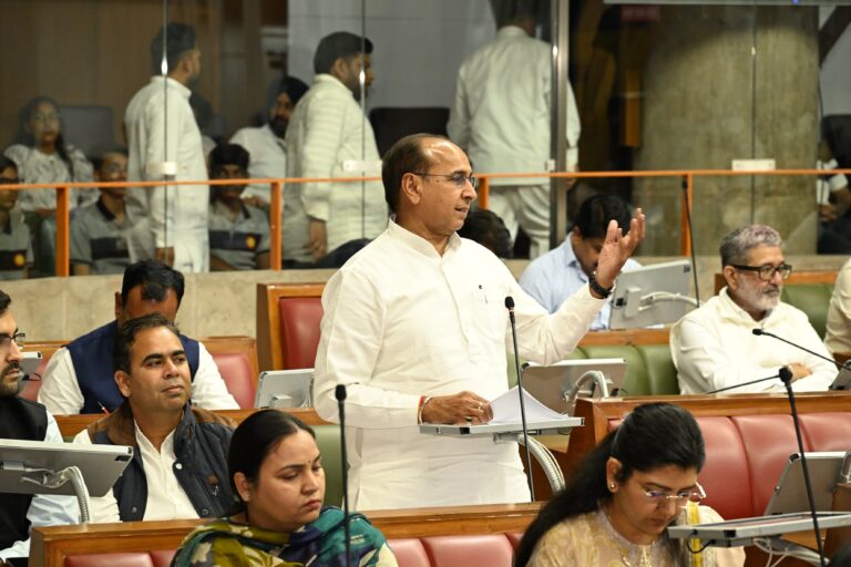 विधायक चंद्रप्रकाश ने बजट की पोल खोलकर भाजपा को दिखाया आईना