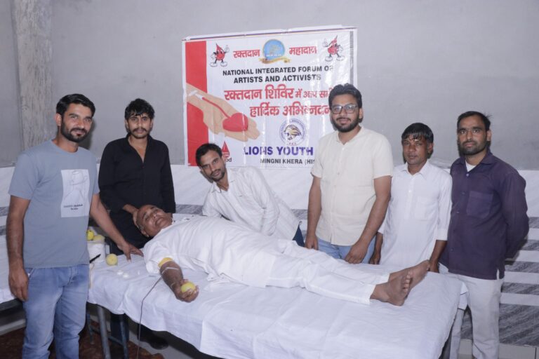 लॉयंस यूथ क्लब के सहयोग से ब्लड डोनेशन कैंप का आयोजन