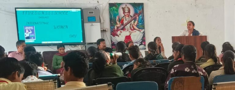 स्त्री में सृजन, पोषण व परिवर्तन की शक्ति है: लक्ष्मण दास नाहर