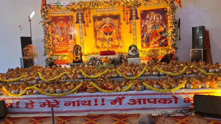 परमात्मा मनुष्य के अंदर ही विद्यमान है