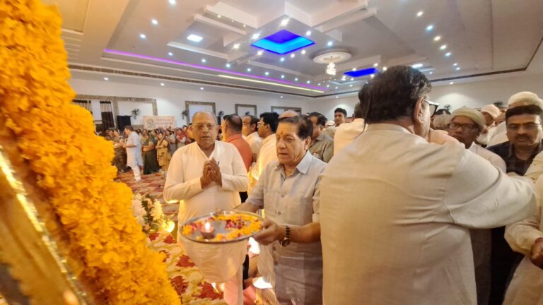 प्रत्येक व्यक्ति धारण करे तुलसी की माला