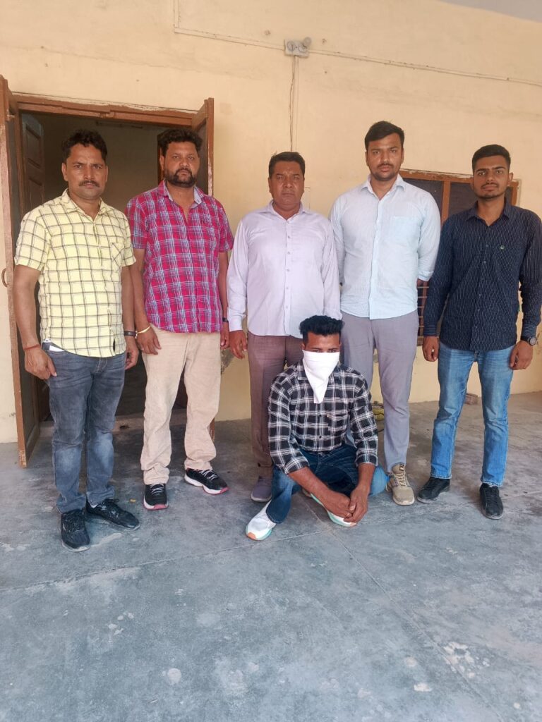 लापरवाही से वाहन चलाकर आमजन की सुरक्षा को खतरे में डालने के मामले में एक बेल जम्पर को काबू