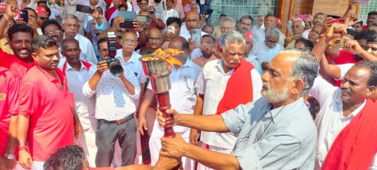 सिरसा से चार किसानों ने तमिलनाडु में आयोजित राष्ट्रीय सम्मेलन में की शिरकत