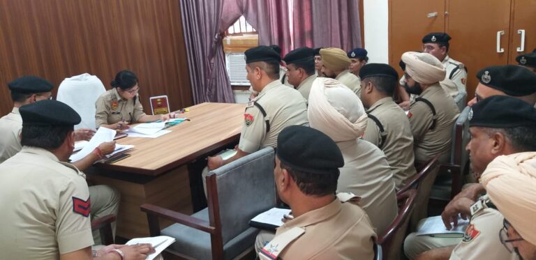 थाना सदर का एसपी ने औचक निरीक्षण कर कर्मचारियों को दिए आवश्यक निर्देश