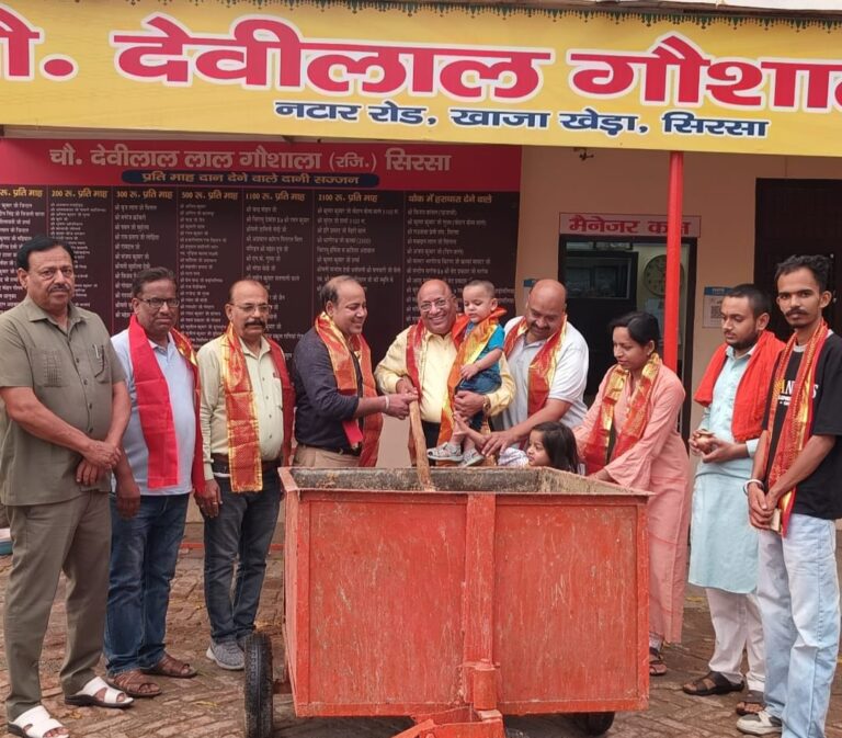 सामाजिक कार्य करके मनाया 64वां जन्मदिन