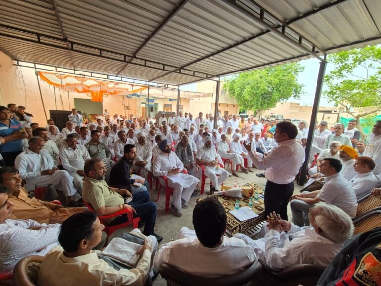 सेम के पानी की समस्या को लेकर ओएसडी ने किया मौके का निरीक्षण