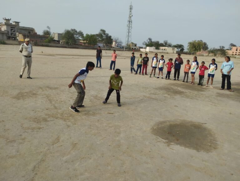 *स्वैट कमांडो टीम व स्पोर्ट्स एसपीओ द्वारा युवाओं को खेलों के माध्यम से नशे के दुष्परिणामों से किया जा रहा सचेत