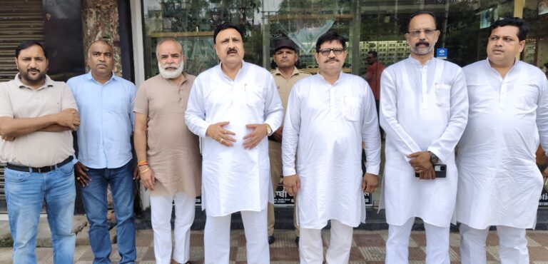 हरियाणा में अपराधियों द्वारा लूटपाट, फिरौती व हत्याएं करने से प्रदेश के व्यापारी व आम जनता में भय का माहौल है- बजरंग गर्ग