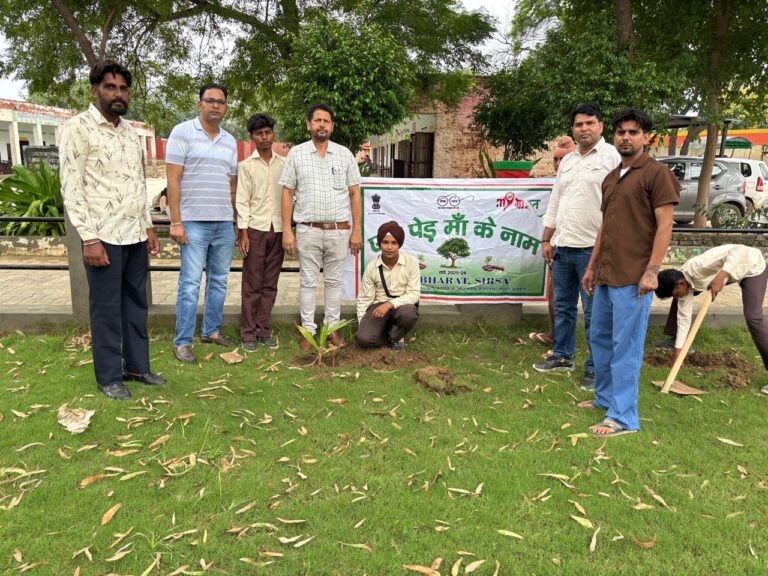 गाँव सुखचैन में एक पेड़ माँ के नाम कार्यक्रम का हुआ आयोजन 