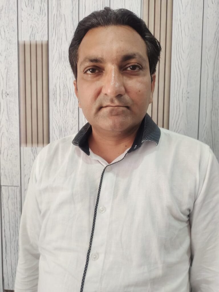 भ्रष्टाचार के मामलों में सरकार अपनी जवाबदेही तय करे: रवि कंबोज