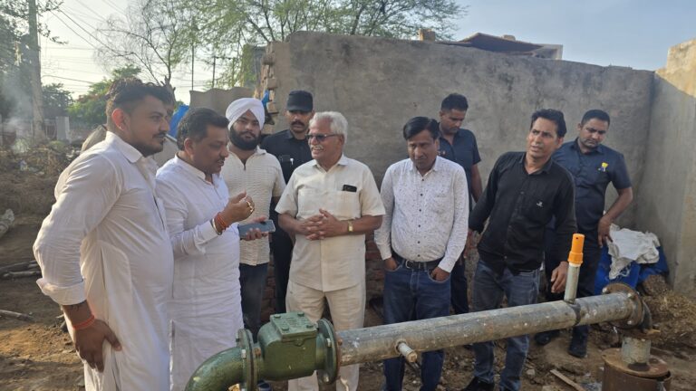 वार्ड – 26 में नए ट्यूबवेल का हुआ उद्घाटन
