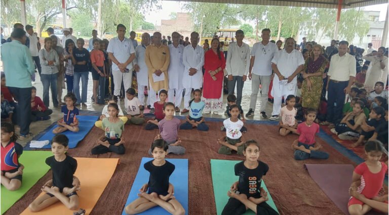 इफ्ताकार, वसुंधरा, आईना, अमन रहे प्रथम