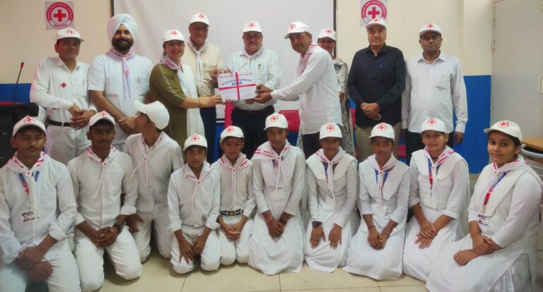 डीएवी पुलिस पब्लिक स्कूल में पांच दिवसीय जूनियर रेडक्रॉस ट्रेनिंग कैंप सम्पन्न