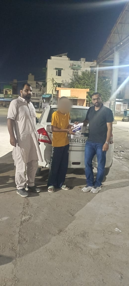 5,700 गोलियों व कैप्सूल के साथ युवक को किया काबू