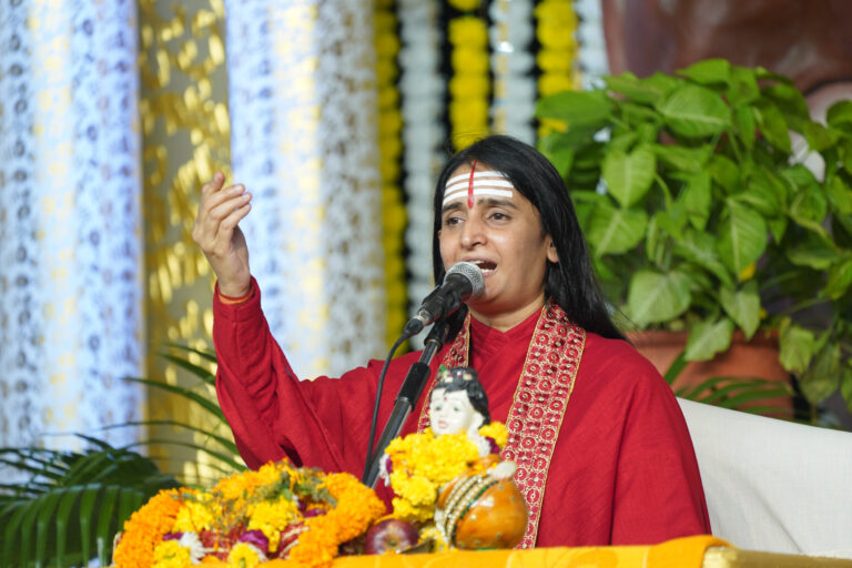 जब-जब धरती पर पाप बढ़ा है, तब-तब भगवान ने अवतार लिया है: साध्वी कालिंदी भारती