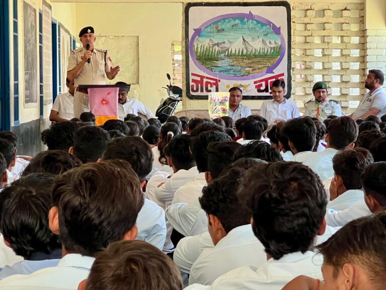 हरियाणा एनसीबी ने विधयार्थियों को नशा मुक्त जीवन की राह दिखाई।
