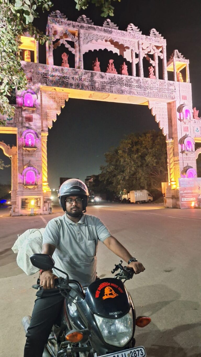 सिरसा के युवा ने की 6 हज़ार किलोमीटर की अद्भुत बाइक यात्रा, किए 7 ज्योतिर्लिंग और 1 धाम के दर्शन