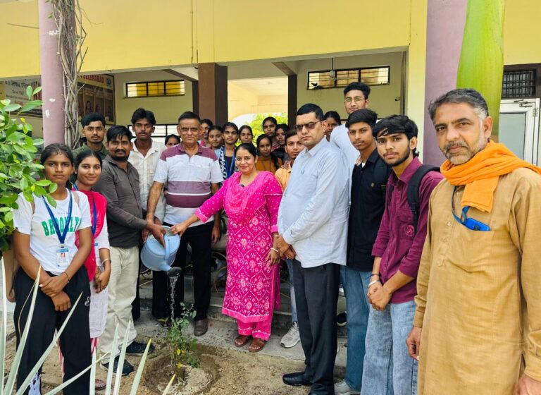 औषधीय पौधों का महत्व प्राचीन काल से ही है: प्रो. दलीप सिंह
