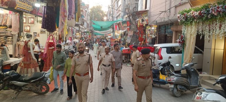 600 पुलिसकर्मी संभालेंगे सुरक्षा की कमान, धनतेरस से भाई दूज तक सिरसा पुलिस हाई अलर्ट मोड पर”