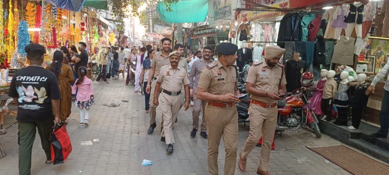 सभी थाना प्रबंधकों को पैदल गश्त व सघन चैकिंग के दिए निर्देश!