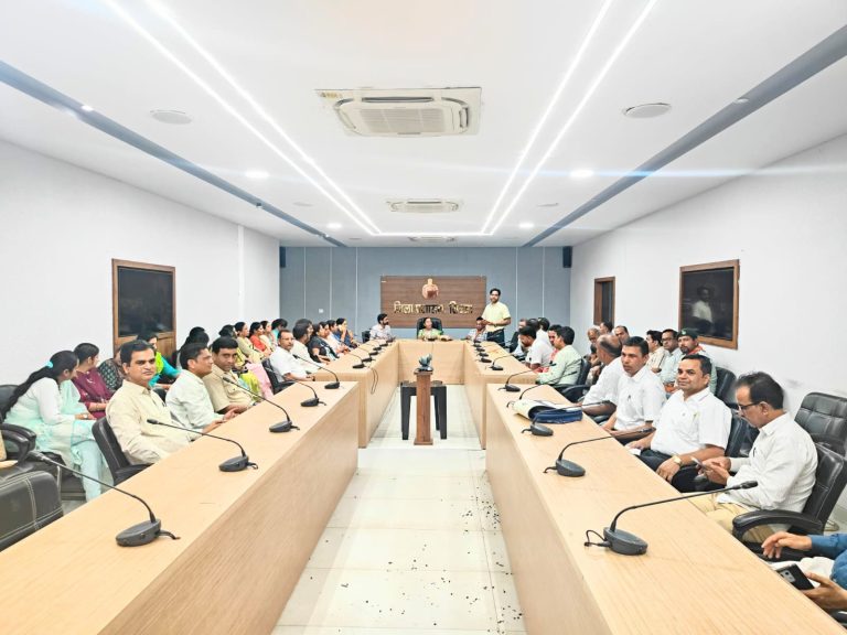 अपने कर्तव्य से आगे बढक़र विद्यार्थियों को करें शिक्षित: सुनीता साईं