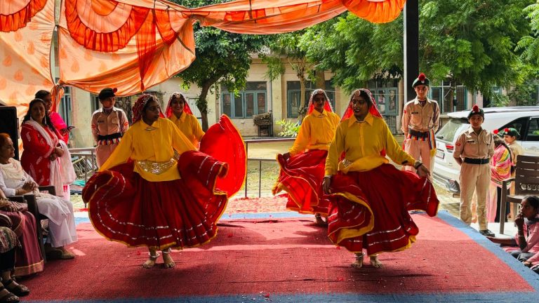हम सभी आदिशक्ति की संतान : प्रो गणेशी लाल