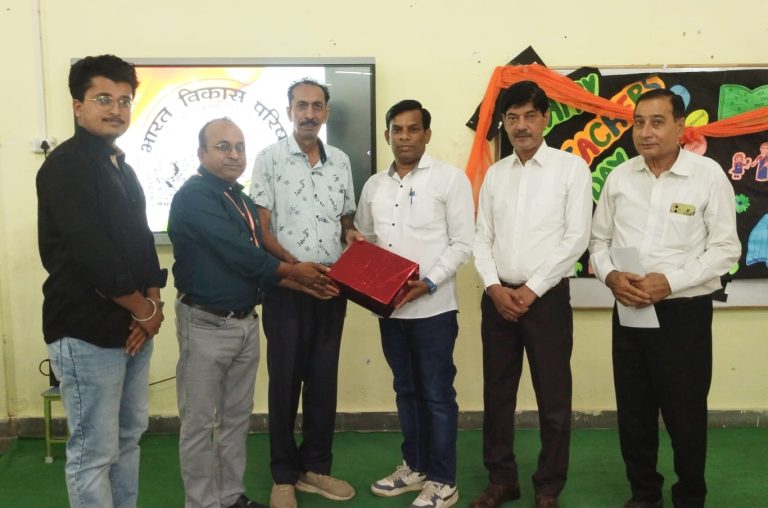 राष्ट्रीय समूहगान प्रतियोगिता का भव्य आयोजन,