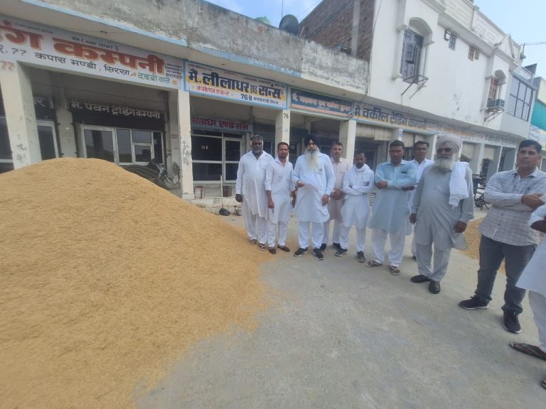 मजदूरों की दो दिन की हड़ताल से किसानों को हुआ 2 लाख का नुकसान: लखविंदर सिंह औलख