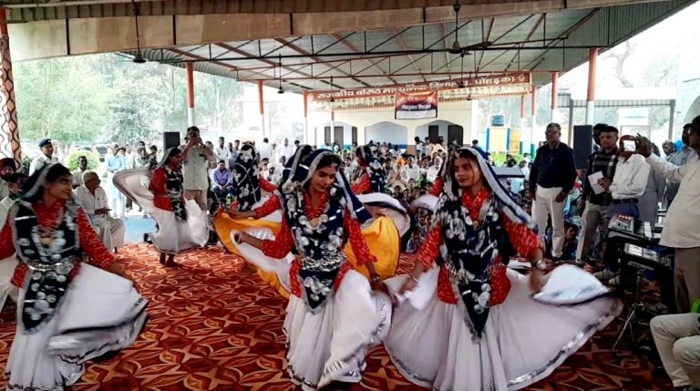 नशा एक जहर है, और इस जहर से अपने बच्चों को बचाना हमारा परम कर्तव्य है :- एसपी दीपक सहारन । 