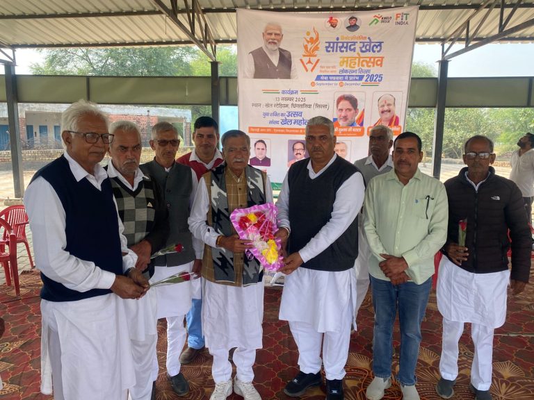 सांसद खेल महोत्सव लोकसभा सिरसा 2025 के अंतर्गत ऐलनाबाद विधानसभा में क्रिकेट प्रतियोगिता का शुभारंभ