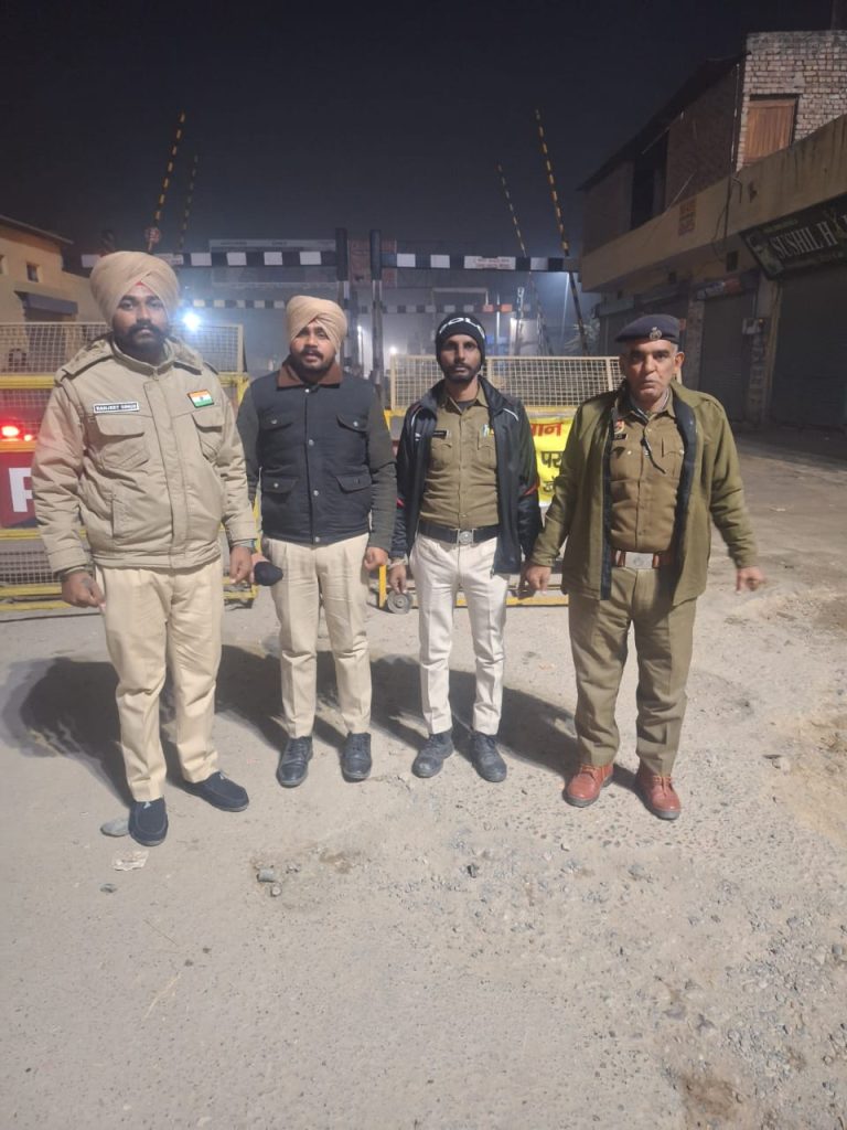 *नववर्ष पर जश्न की आड़ में हुड़दंग मचाने वालों की खैर नहीं, हुड़दंगियों पर होगी सख्त कार्रवाई :- एसपी दीपक सहारन ।* 