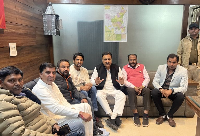 सरकार की गलत नीतियों से किसान व आढ़ती बुरी तरह से परेशान है – बजरंग गर्ग