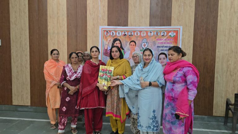 महिला कांग्रेस संगठन सृजन अभियान को लेकर सिरसा पहुंचीं ऑब्जर्वर किरणदीप ग्रेवाल, नुतन बेनीवाल ने किया स्वागत 