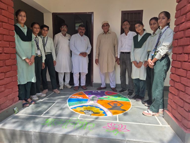 सेवा संकल्प अभियान के अंतर्गत ड्राइंग प्रतियोगिता एवं प्रदर्शनी आयोजित