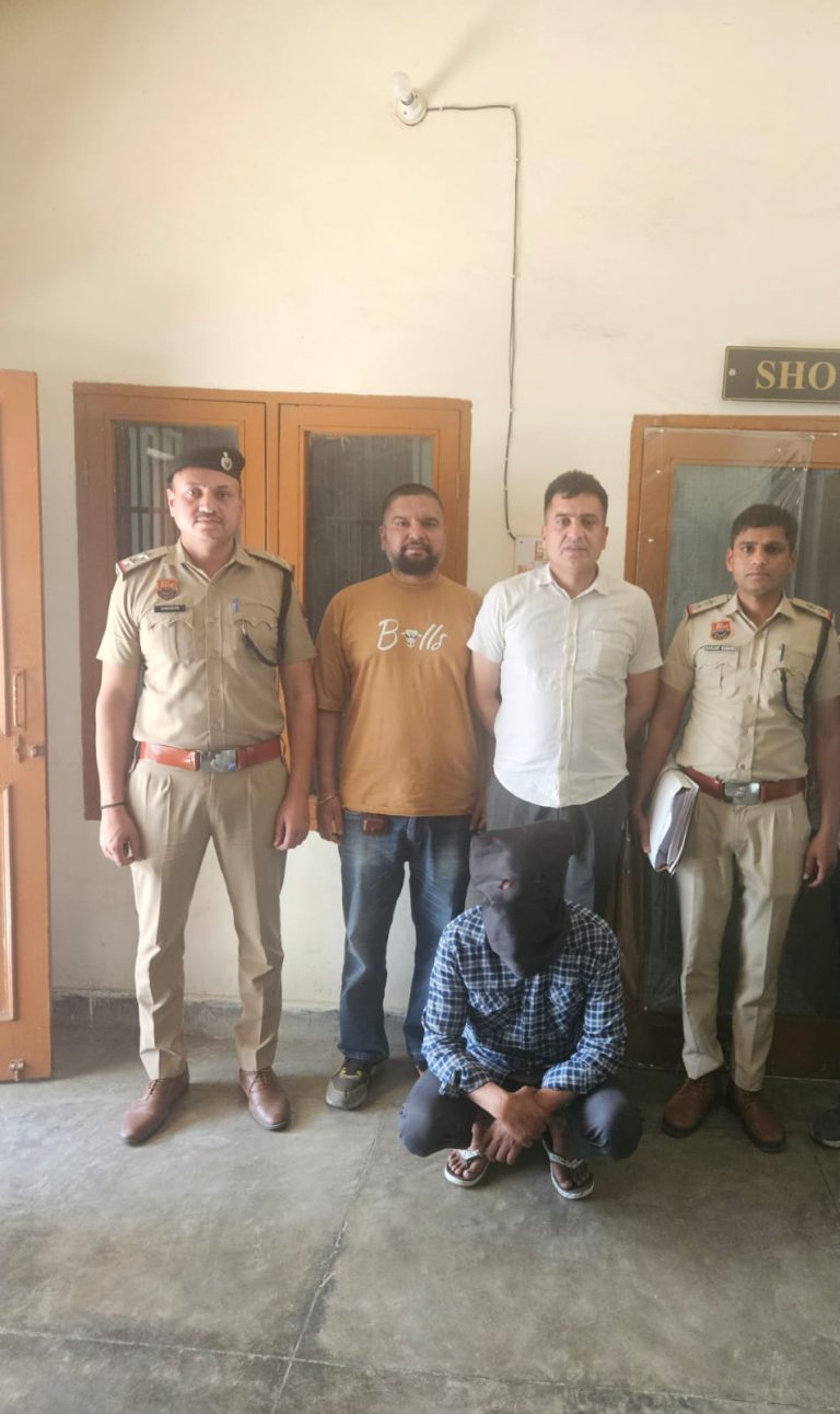 साइबर ठगी के दो पीड़ितों के लिए राहत बनी हिसार पुलिस—61,200 रुपये की राशि करवाई वापस