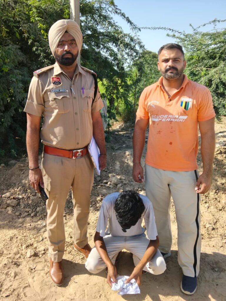 सीआईए ऐलनाबाद पुलिस ने 5 ग्राम 51 मिलीग्राम हेरोइन सहित युवक दबोचा ।
