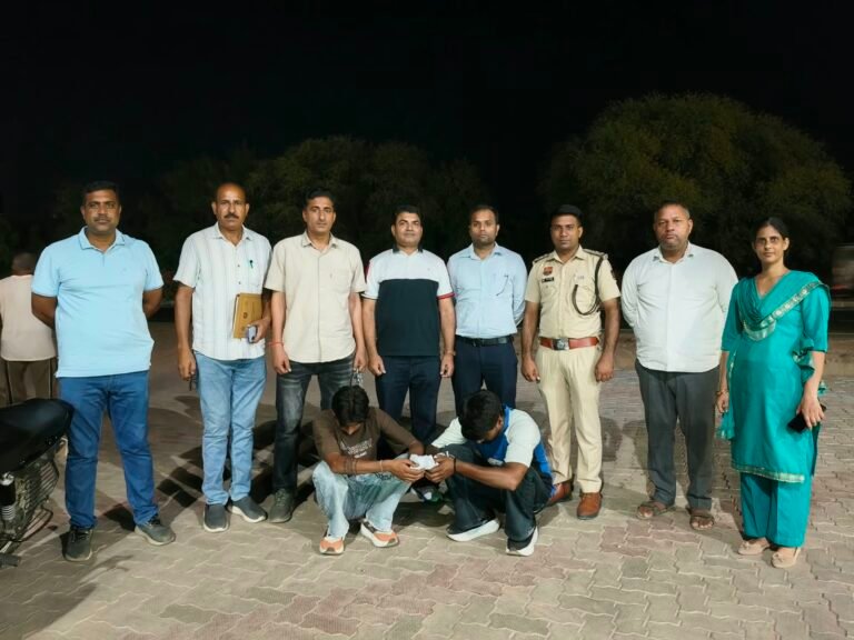 डेढ़ लाख रुपए कीमत की हेरोइन सहित दो तस्कर काबू