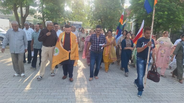 व्रतों के मास खमण के उपलक्ष्य में निकाली शोभायात्रा, हुई मेहंदी की रस्म